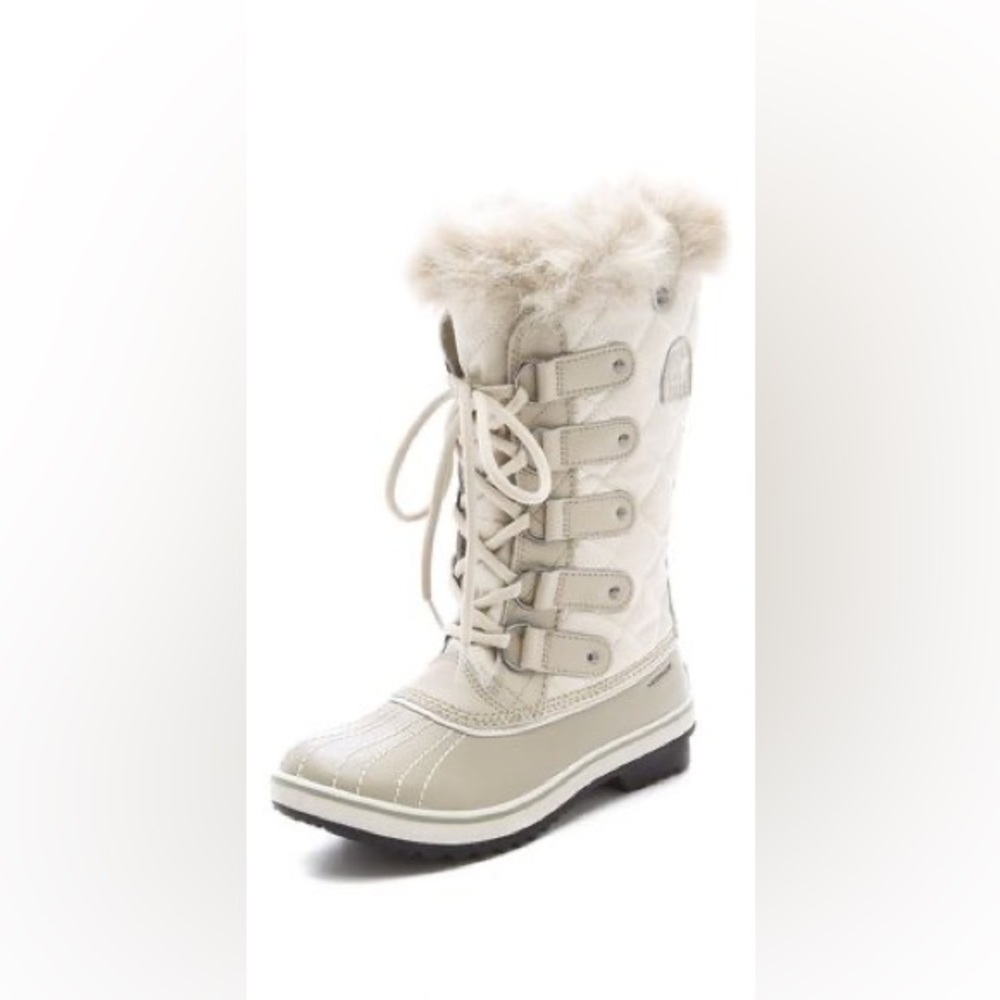 Sorel Joan of Arctic boots size 7.5 light grey